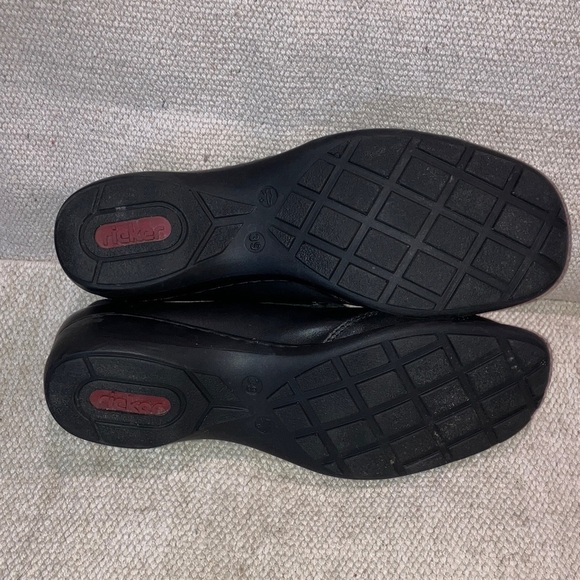 Rieker women’s size 39 Black Leather Mules with Silver Accent - Picture 4 of 16